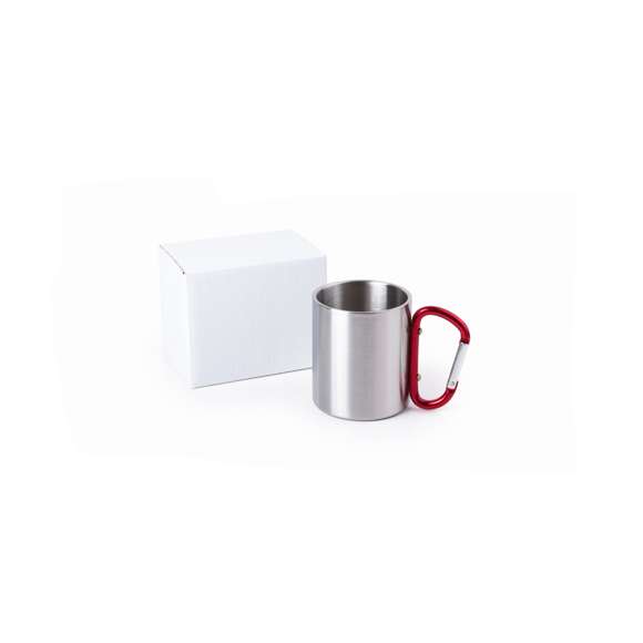 Taza de acero inox de 210ml, con cuerpo de acabado brillante metálico y una funcional asa en forma de mosquetón de colores variados pudiendo ser fácil de transportar. Presentada en una caja de cartón Kraft.