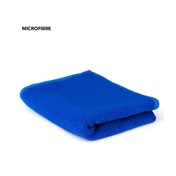 Toalla de mano de 45x30cm en absorbente y suave microfibra de alto gramaje -345g/m2- en variados colores. Presentada en funda de PVC.