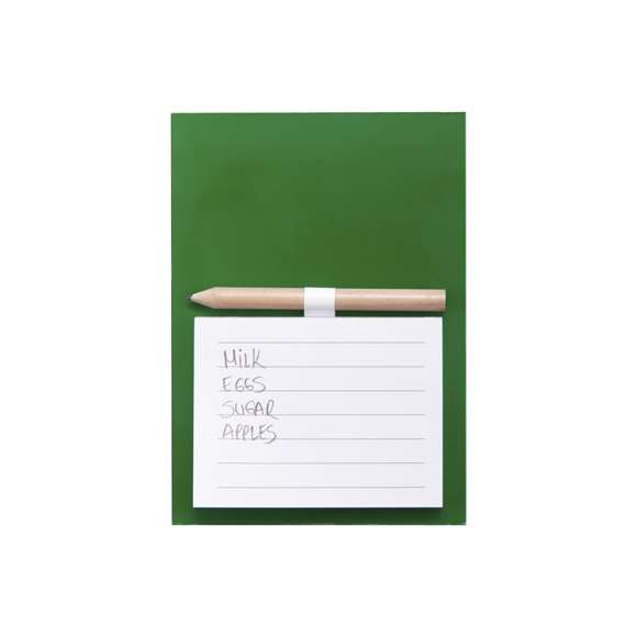 Imán bloc de notas en resistente cartón de vivos y variados colores. Bloc de 40 hojas de distribución a una raya con soporte para minilápiz -incluido-.