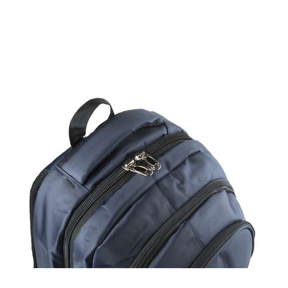 Mochila fabricada en resistente nylon 600D. De estilo actual, con 4 prácticos bolsillos exteriores de distintos tamaños, fáciles de abrir y cerrar, con cremalleras en color negro. Interior con compartimento acolchado para ordenador portátil de hasta 15 pulgadas, con dos compartimentos laterales de rejilla, elásticos y de fácil acceso. Cómoda de transportar gracias a sus asas acolchadas y su espalda con acolchado ergonómico.