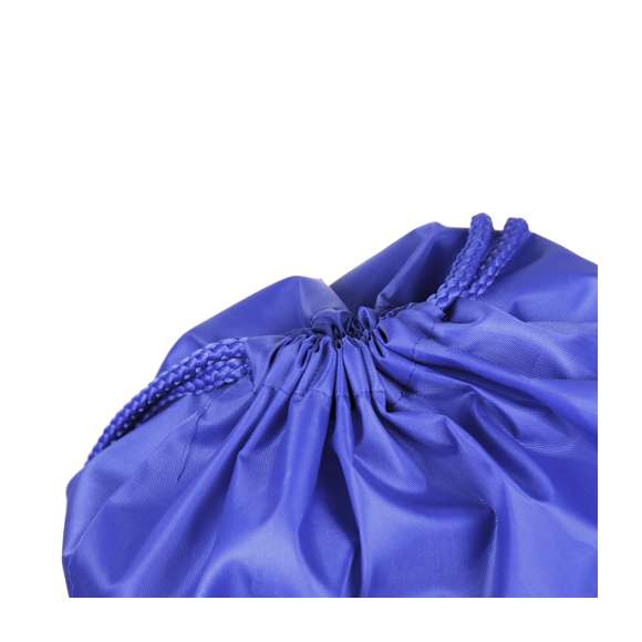 Mochila de cuerdas extra gruesas en suave poliéster 210T de alegres colores y extensa gama de colores. Con cuerdas autocierre a juego.