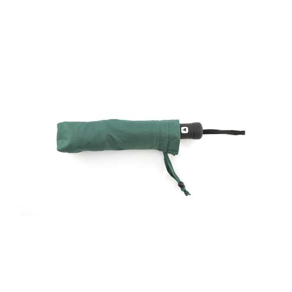 Paraguas plegable de alta calidad de 8 paneles en sobrios colores. De 98cm de diámetro, con apertura automática y en resistente material pongee. Con varillas metálicas en color negro, cierre de velcro y mango ergonómico con cinta de transporte. Presentado en funda individual a juego.