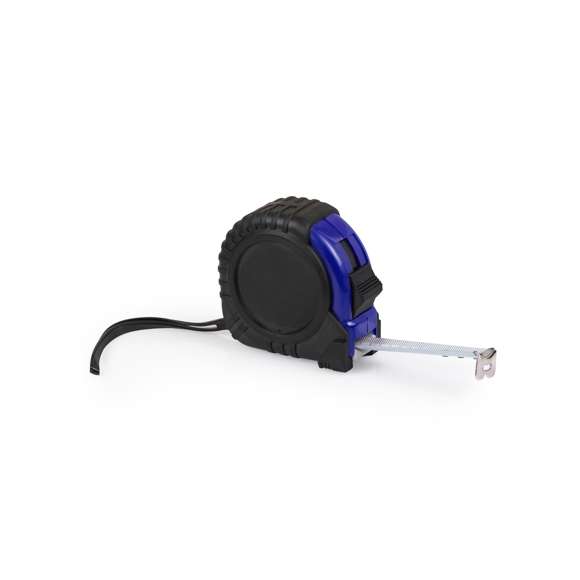  	Flexómetro de 5 metros con cuchilla metálica y mecanismo de bloqueo. Con cuerpo de suave acabado en variados colores, recubierto con funda protectora de resistente goma, clip metálico para cinturón y cinta de transporte. Con troquelado especial para marcaje en doming/gota de resina y presentado en caja individual.