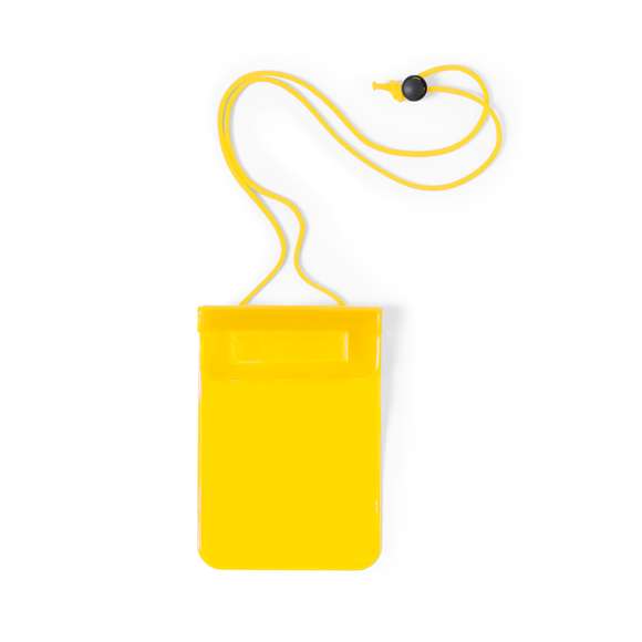Práctico portatodo impermeable de gran tamaño en PVC de acabado transparente. Con función táctil y cierre estanco. Solapa con cierre de velcro a juego y cinta de transporte a juego con accesorio de ajuste.