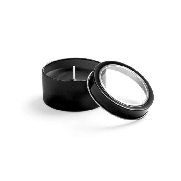 Vela aromática de fragancia vainilla presentada en original tarro metálico con ventana transparente en variada gama de vivos colores.