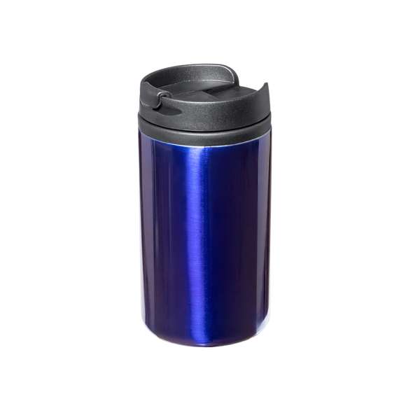 Vaso fabricado en acero inox de 290ml de capacidad con cuerpo en vivos colores de acabado brillante. Con tapa dosificador y base acolchada de suave espuma. Es ideal para tener en tu escritorio, mesa o en cualquier superficie donde disfrutar tranquilamente de tu bebida favorita.