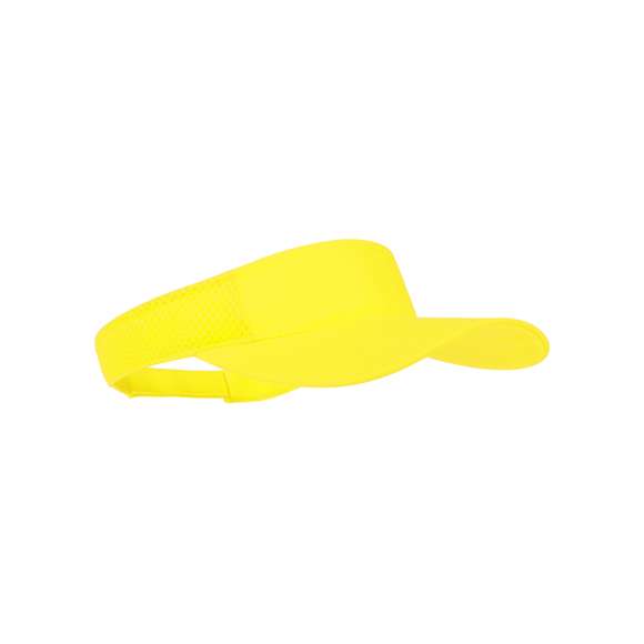 Visera de poliéster en vivos colores. Cierre ajustable de velcro y laterales acolchados con paneles de redecilla para el sudor.