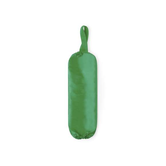 Bolsa de reciclaje para guardar bolsas de plástico. En suave poliéster 210D de alegres colores y con apertura superior e inferior. Con cinta a juego para colgar.