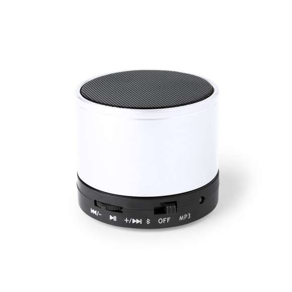 Compacto altavoz con conexión Bluetooth® 5.0 Y 3W de potencia.Función manos libres,  ranura para tarjetas mini SD de hasta 64 GB de capacidad, función radio FM y entrada auxiliar de línea mediante conexión jack de 3,5mm. Con soportes de goma antideslizantes en la base. Compatible con iOS y Android, incluye cable de carga y cable auxiliar jack de 3,5mm. Presentado en atractiva caja de diseño, con manual de instrucciones en español e inglés. Disponible en extensa gama de colores metalizados.