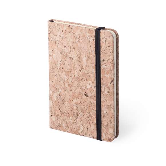 Bloc de notas con tapas de suave tacto acabadas en corcho natural. De 80 hojas lisas, con elástico de sujeción y marcapáginas de tela a juego.