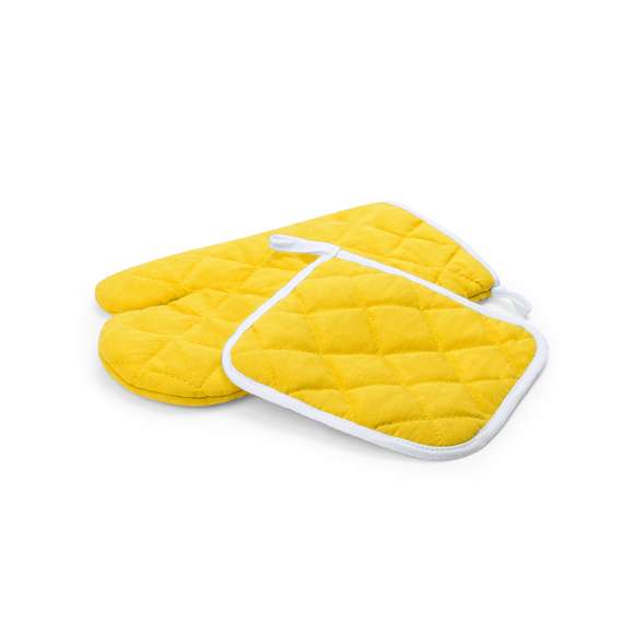 Set de cocina con agarrador y manopla en material TC -combinado de algodón y poliéster-. En variada gama en vivos colores con interior en blanco. Una cara lisa especialmente diseñada para impresión y cinta para colgar.