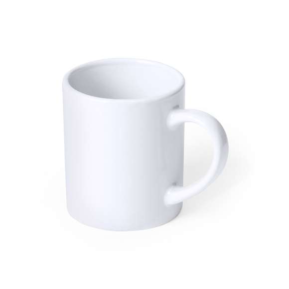 Taza de cerámica de 250ml de capacidad en color blanco y especialmente diseñada para marcaje en sublimación. Presentada en caja individual.