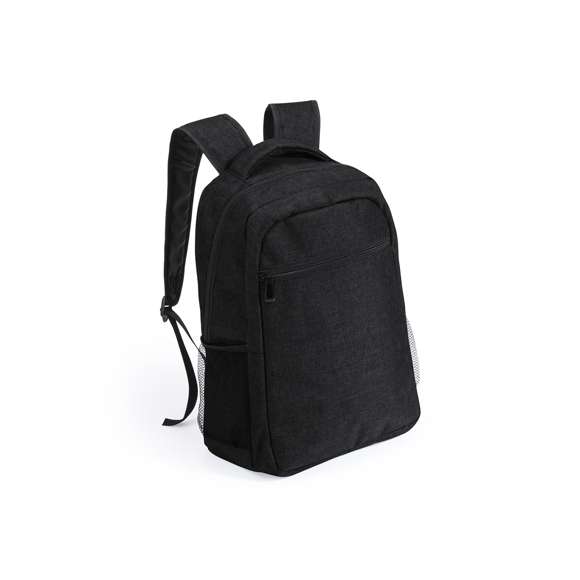 Mochila confeccionada en poliéster 600D. De diseño urbano con práctico bolsillo central acolchado, para portátil de hasta 15 pulgadas, y bolsillo frontal con cierre de cremallera a juego. Cómodas asas ajustables a los hombros acolchados, como la espalda, para un mayor confort. Disponible en elegante gama de colores.