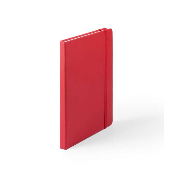 Bloc de notas A5 con tapas duras fabricado en suave polipiel y con 100 hojas de disposición a una raya. Incluye marcapáginas de tela y banda elástica a juego. Disponible en una variada gama de colores.