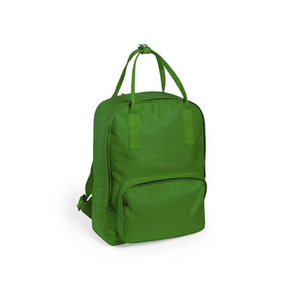 Mochila en poliéster 600D de desenfadado diseño urbano, con resistentes asas a juego, cierre de cremallera juego y bolsillo frontal.