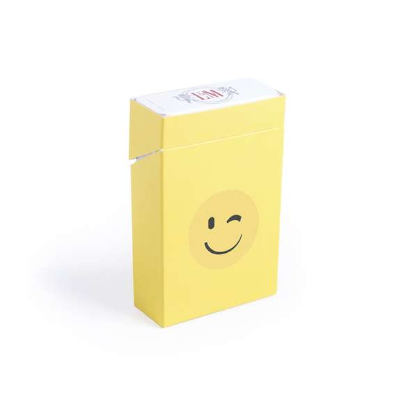 Funda para cajetilla de tabaco de divertidos diseños emoji en llamativo color amarillo. En cartón de acabado brillo con emoji en parte trasera y presentación plegada.