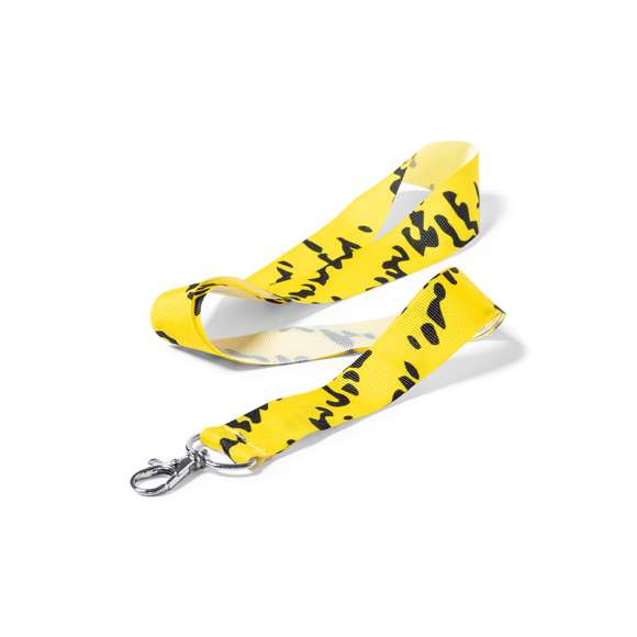Lanyard con tiras de ancho especial en resistente y suave poliéster con accesorio mosquetón metálico. Especialmente diseñado para personalización total en sublimación para pedidos a partir de 250 piezas.