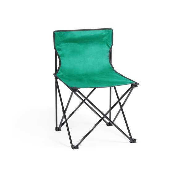 Silla plegable con resistente cuerpo de aluminio tubular. En resistente poliéster 600D en variada gama de vivos colores. Con costuras reforzadas, refuerzos de goma antideslizantes en las patas y presentada en funda individual con cordón auto cierre, accesorio de ajuste y cinta para hombro.