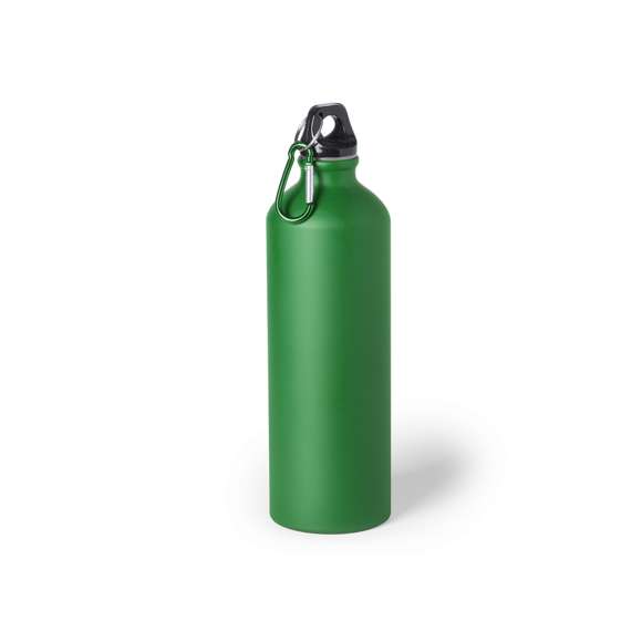 Bidón de aluminio con 800 ml de capacidad. Con tapón de seguridad a rosca y mosquetón metálico de fácil transporte. Original acabado mate y con una variada gama de colores. Presentado individualmente en una caja de diseño.