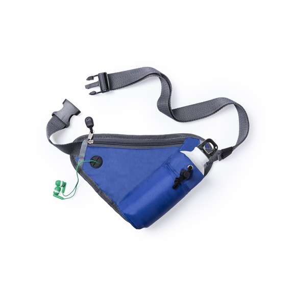  	Riñonera con diseño triangular en suave poliéster 210D de variados colores. Diseñada para actividades deportivas y de ocio. Con bolsillo de cierre de cremallera, salida de auriculares, bolsillo ajustable para bidón y cintura con cierre de clic ajustable. -Bidón no incluido-