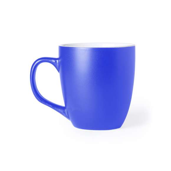 Taza de cerámica de 470ml de capacidad con exterior en variada gama de vivos colores e interior en color blanco. Presentada en caja individual.