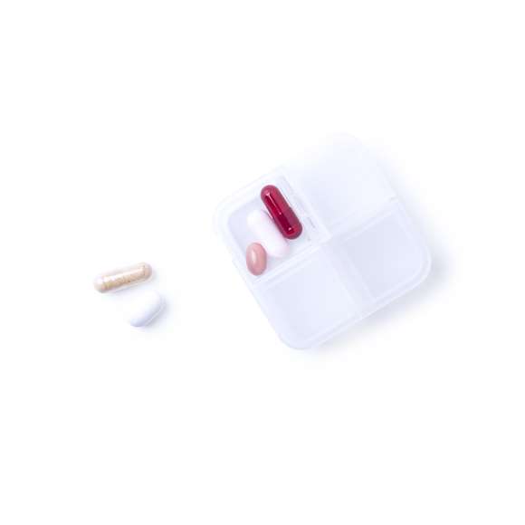  	Pastillero de 4 compartimentos en material ABS de acabado translúcido y libre de BPA. Con tapa individual por compartimento.