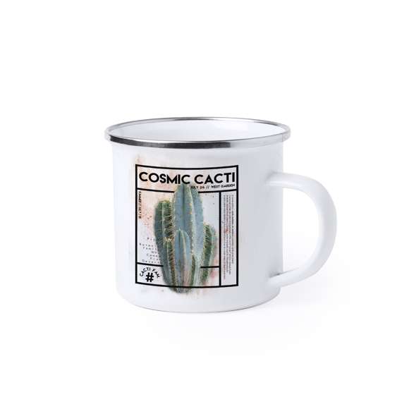 Taza metálica de diseño retro y 380ml de capacidad, con pequeñas imperfecciones para un aspecto vintage . Especialmente diseñada para marcaje en sublimación, con elegante anilla cromada y presentada en caja individual.