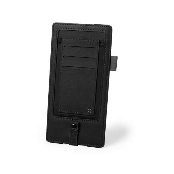Elegante y práctico organizador cargador en polipiel. Cargador inalámbrico integrado con luz indicadora de carga y ajustable a cualquier tamaño de bloc de notas. Incluye soporte para bolígrafo y multitud de bolsillos para tarjetas y otros accesorios. Disponible en variada gama de colores, con cierre de corchete y bandas elásticas. Cable micro USB incluido.