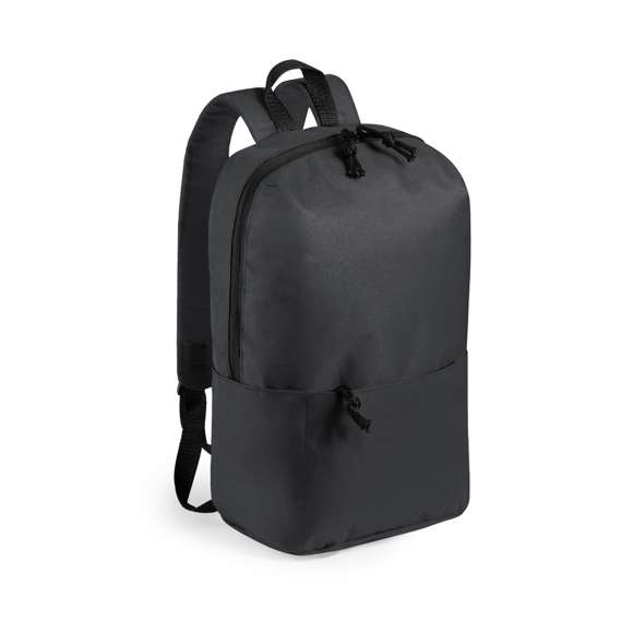 Mochila leisure en resistente poliéster 600D, en extensa gama de vivos colores. Con cierre de cremallera de doble tirador, bolsillo en frontal con cremallera invisible y bolsillo lateral de gran capacidad. Asa de transporte y accesorios en color negro. Espalda y cintas de hombros acolchadas y ajustables. Color blanco especialmente fabricado para marcaje en sublimación.