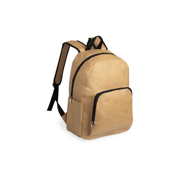 Innovadora mochila en papel laminado ultra resistente de 130 g/m2, resistente a las salpicaduras de agua. Compartimento principal y amplio bolsillo en frontal con cierres de cremallera. Asa de transporte y accesorios en color negro, con cintas de hombros acolchadas y ajustables.