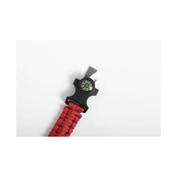 Brazalete multifunción para los más aventureros en resistente nylon. 5 funciones: brazalete, brújula, silbato, cuchillo rascador y abridor. Disponible en variada gama de colores, con cierre de hebilla de seguridad.
