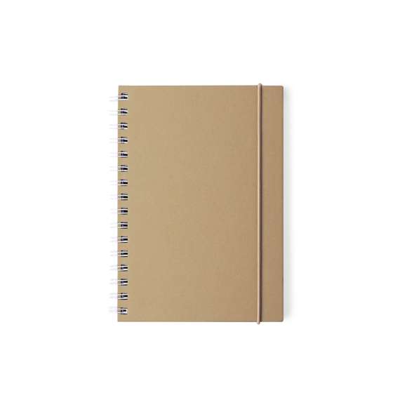 Libreta con anillas de color en línea nature. Con tapas rígidas en cartón reciclado y elástico de cierre en colores naturales. Con 80 hojas de disposición a una raya y diseño eco.