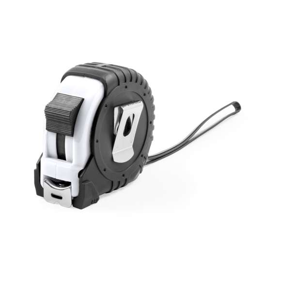 Flexómetro de 7,5 metros con cuchilla metálica y mecanismo de bloqueo. Con cuerpo de suave acabado en variados colores, recubierto con funda protectora en resistente goma, clip metálico para cinturón y cinta de transporte. Con troquelado especial para marcaje en doming/gota de resina y presentado en caja individual.