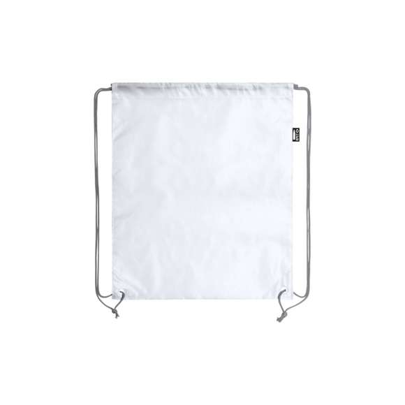 Mochila de cuerdas en suave poliéster RPET. Con cuerdas autocierre, esquinas reforzadas y resistentes argollas metálicas. Distintivo RPET en etiqueta lateral y disponible en variada gama de colores (color blanco especialmente fabricado para impresión en sublimación).Elaborado a partir de plástico reciclado, para así fomentar la reutilización de residuos plásticos y ayudar a la sostenibilidad del planeta.