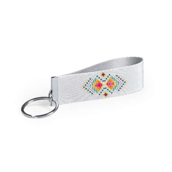 Llavero en resistente poliéster con detalles en metal. Disponible en variada gama de colores.