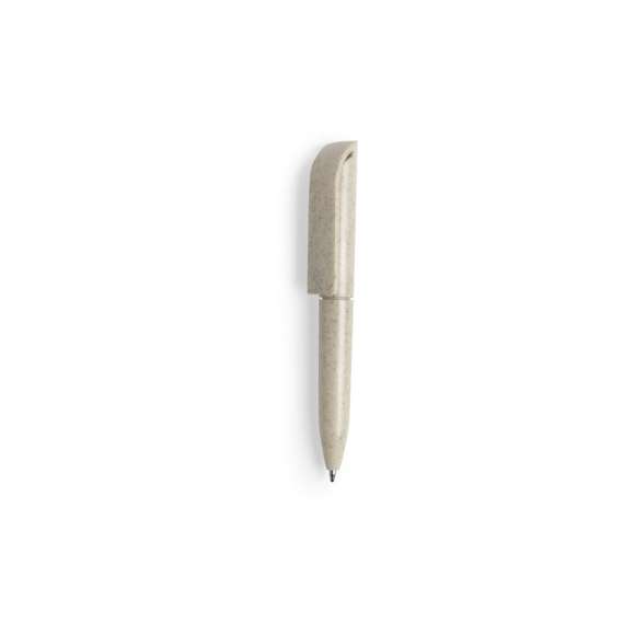 Minibolígrafo con mecanismo giratorio de línea nature. Cuerpo y accesorios en caña de trigo, para así fomentar la utilización de materias primas naturales y reducir las emisiones contaminantes. Disponible en variada gama de colores y en tinta azul.