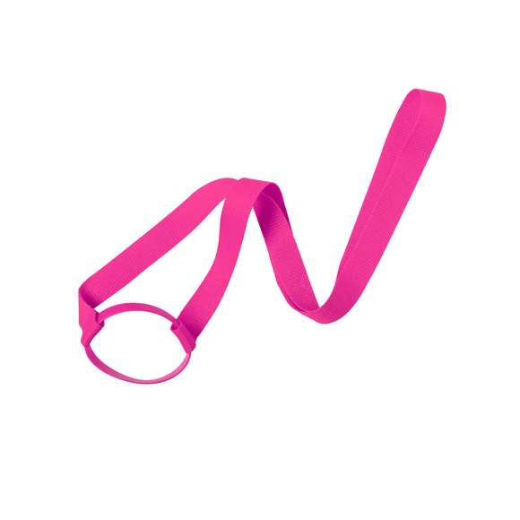 Los más festivaleros acaban de encontrar el complemento perfecto para disfrutar de cualquier evento sin ataduras. Con cinta de poliéster y resistente porta vasos 100% adaptable en silicona, sin olvidar la amplia gama de colores disponibles.