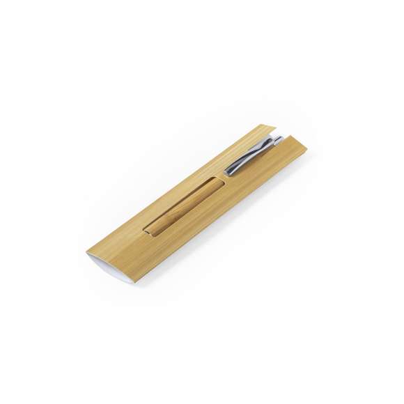 Funda de bolígrafo de línea nature. Fabricada en cartón, con patrón inspirado en las vetas de bambú. Especialmente diseñada para mostrar la publicidad del clip y/o del cuerpo del bolígrafo (bolígrafo no incluido).