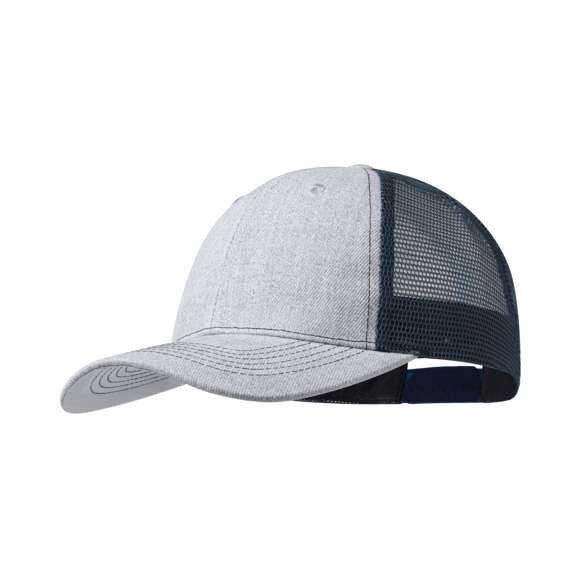 Gorra de 6 paneles en originales combinaciones bicolor. De poliéster, con tela de rejilla, orificios de ventilación frontales bordados y cierre ajustable de plástico.