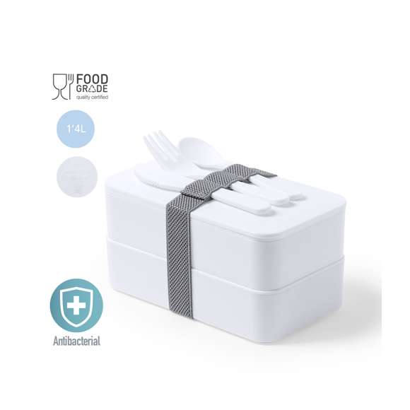 	Fiambrera antibacteriana en resistente material PP de acabado sólido, libre de BPA. Dos compartimentos, cada uno de 700 ml de capacidad y cinta de seguridad con tenedor, cuchara y cuchillo. 	 	Los productos con tratamientos antibacterianos son capaces de reducir drásticamente las cargas bacterianas presentes en las superficies de los materiales, gracias a la incorporación de agentes microbianos permanentes estáticos, con alta efectividad para inhibir y prevenir la contaminación bacteriana. 	 	Artículo de acuerdo al estándar ISO 22196, que determina la actividad antibacteriana en materiales plásticos y superficies no porosas, lo que permite conocer la efectividad de inhibición microbiana que tienen los aditivos sobre los objetos tratados mediante una evaluación cuantitativa.