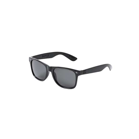 Gafas de sol de línea nature con protección UV400. Montura y patillas en RPET, elaborado a partir de plástico reciclado para así fomentar la reutilización de residuos plásticos y contribuir a la sostenibilidad del planeta. Lentes AC (acetato de celulosa) en color negro, disponibles en variada gama de colores. Presentada en atractiva bolsa de diseño eco.