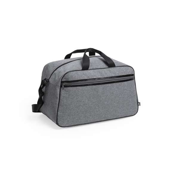 Bolso multiusos de línea nature en resistente 600D RPET efecto melange. Elaborado a partir de plástico reciclado para así fomentar la reutilización de residuos plásticos y contribuir a la sostenibilidad del planeta. De diseño urbano y con detalles en color negro, incluye 2 bolsillos de cremallera con tiradores metálicos e interiores forrados, reforzados en PVC. Asas de transporte reforzadas y cinta bandolera ajustable, con distintivo RPET en etiqueta exterior.