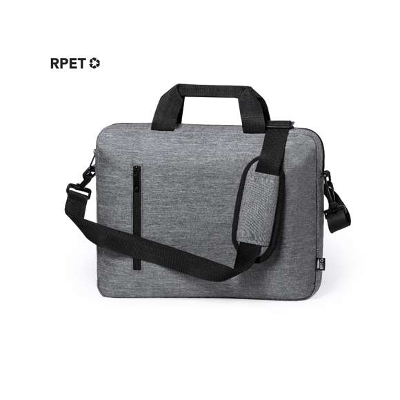 Elegante portadocumentos de línea nature en resistente 600D RPET efecto melange, elaborado a partir de plástico reciclado para así fomentar la reutilización de residuos plásticos y contribuir a la sostenibilidad del planeta. Detalles en negro, incluye compartimentos interiores acolchados para ordenador de hasta 15 pulgadas y tablet de hasta 10 pulgadas. Accesorio en parte posterior para anclaje al trolley, bolsillo exterior con cierre de cremallera, cómodas asas reforzadas, cinta bandolera ajustable con cierre de mosquetón y almohadilla para hombro a juego. Distintivo RPET en etiqueta exterior.