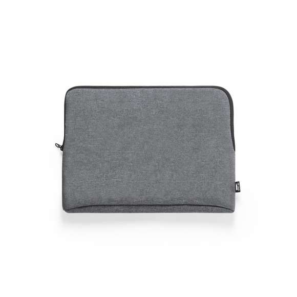 Funda para ordenador portátil de línea nature y en resistente 600D RPET efecto melange, elaborado a partir de plástico reciclado para así fomentar la reutilización de residuos plásticos y contribuir a la sostenibilidad del planeta. Detalles en negro y compartimento principal con cierre de cremallera. Interior totalmente acolchado y forrado, con distintivo RPET en etiqueta exterior.