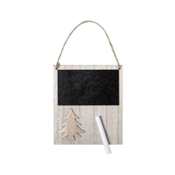 Adorno de navidad de línea nature, con pizarra y original diseño troquelado de árbol de navidad, fabricado en madera de tacto suave. Parte trasera imantada y cordón para colgar en yute. Incluye tiza para escribir. Presentada en bolsa individual.