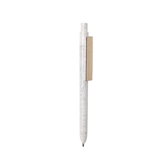 Bolígrafo de línea nature y mecanismo pulsador. Cuerpo fabricado en combinación de caña de trigo y clip en bambú, para así fomentar la utilización de materias primas naturales y reducir las emisiones contaminantes. Clip con amplia zona de marcaje y en tinta azul. Distintivo caña de trigo en la parte superior del bolígrafo.