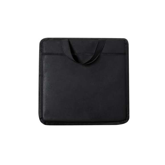 Cojín fabricado en resistente non-woven, con acolchado grueso, asa de transporte y bolsillo para marcaje. Disponible en variada gama de colores.