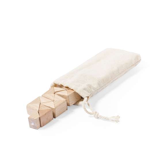 Juego de habilidad para los más creativos. Fabricado en madera y presentado en resistente funda de algodón natural con cierre de cordón.