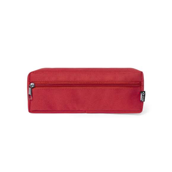 Estuche en resistente poliéster 600D RPET, elaborado a partir de plástico reciclado, para así fomentar la reutilización de residuos plásticos y ayudar a la sostenibilidad del planeta. Con cierre de cremallera en frontal y tirador metálico. Distintivo RPET en etiqueta.