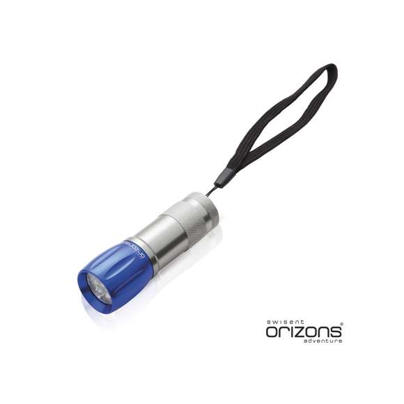 Linterna de Orizons de 9 ledes de alto poder de iluminación. Con resistente cuerpo en aluminio de diseño bicolor con mango antideslizante, pulsador protegido con recubrimiento de resistente goma y cinta de transporte. Alimentación a pilas: 3xAAA no incluidas. Presentada en atractiva caja de diseño con logotipo de la marca.